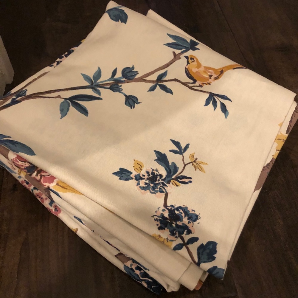 Beautiful 84” Curtains